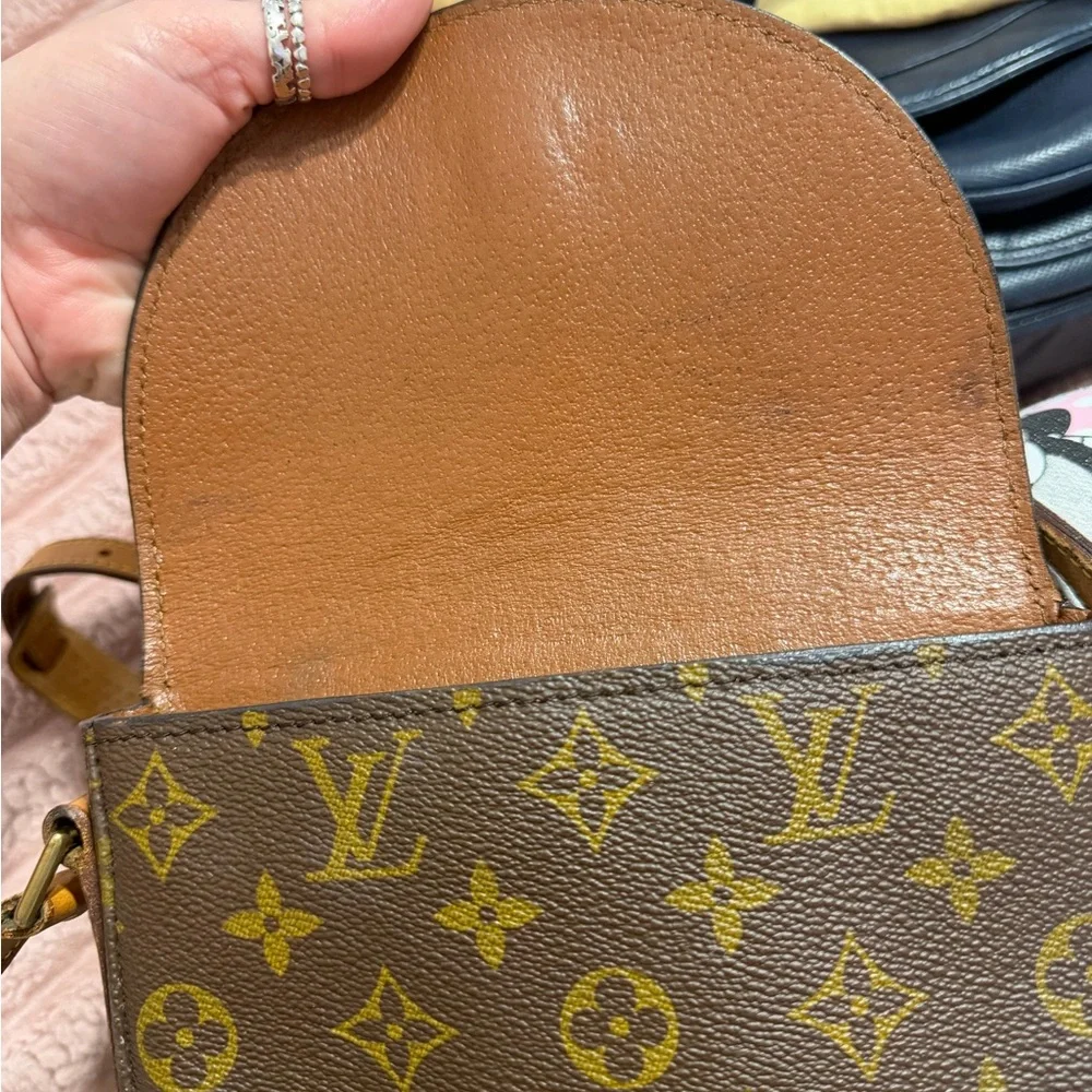 Louis Vuitton Chantilly Monogram PM Crossbody Bag - Picture 5 of 17